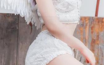 听说镜酱在线发美图，女王风范其实就藏在细节里。