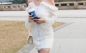 魔镜街拍 – 凯恩的私拍作品：试试看，这心会被点亮吗？